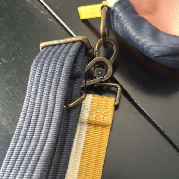 Marine Layer Pink and Yellow Crossbody Bag Sleek Design - Picture 2 of 6